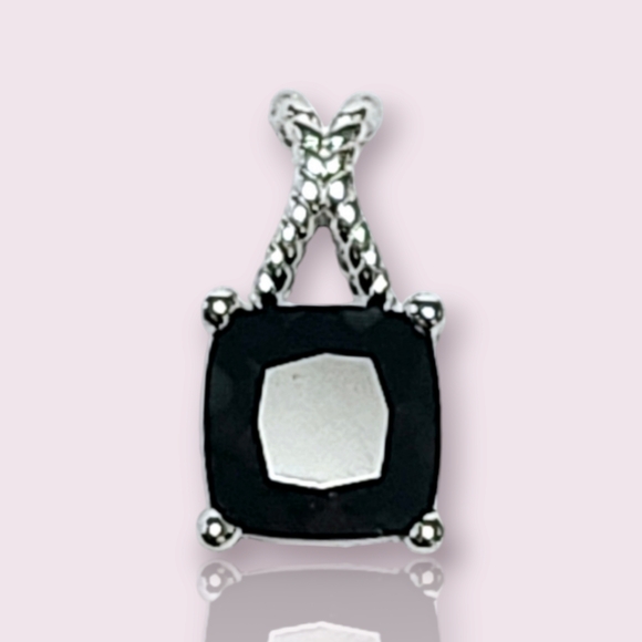 1.00 ct Topaz cushion Silver Pendant - Picture 1 of 11